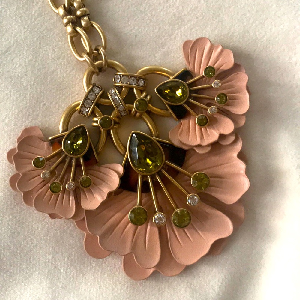 Rory Pendant Neclace